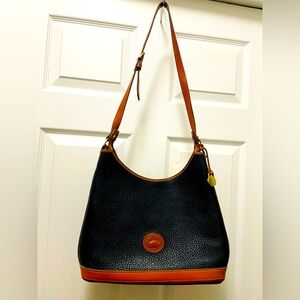VINTAGE DOONEY & BOURKE  PEBBLE & SADDLE LEATHER BLACK & BROWN HAND BAG PURSE